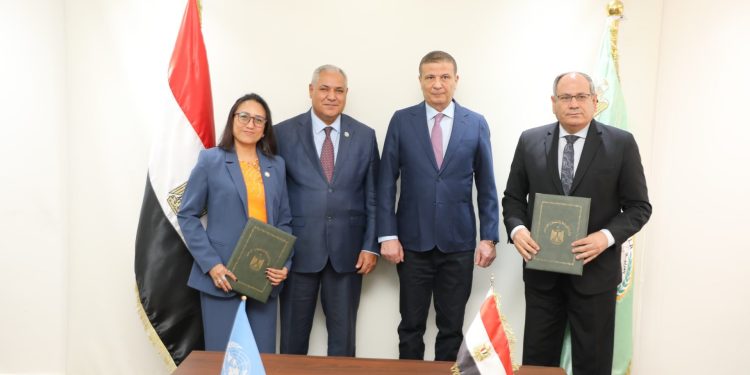 وزير الزراعة وممثل «الفاو» يشهدان توقيع مشروعين للتنمية الزراعية بجنوب سيناء وتطوير قطاع الزيتون في مصر