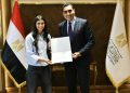 وزير الشباب والرياضة يكرم مصطفى عسل وأمينة عرفي بعد تتويجهما ببطولة قطر كلاسيك للاسكواش