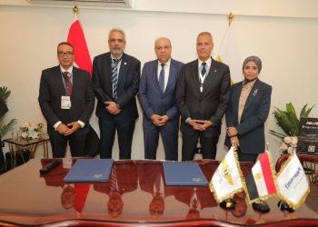 وزير الطيران المدني يشهد توقيع اتفاقية «CO2 Connect» بين مصرللطيران والأياتا لتعزيز الاستدامة البيئية