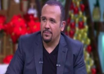 هشام عباس: والدي كان عايزني أشتغل مهندس.. واكتشفت حبي للموسيقى في الاستوديو
