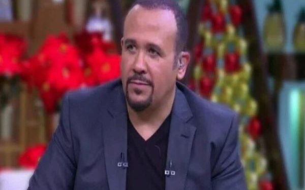 هشام عباس: والدي كان عايزني أشتغل مهندس.. واكتشفت حبي للموسيقى في الاستوديو