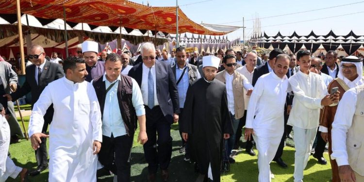 وزير الأوقاف يشارك أبناء شمال سيناء أفراحهم في أجواء تسودها المحبة والمودة