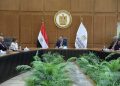 وزير التعليم العالي والقائم بعمل وزير الثقافة يبحث تعزيز التعاون مع شركة فيليبس