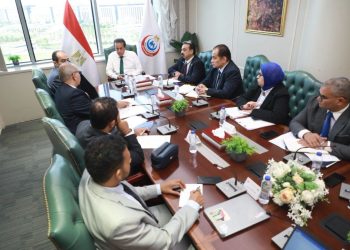 وزير الصحة يبحث مستجدات إنشاء مجمع للأجهزة التعويضية والأطراف الصناعية