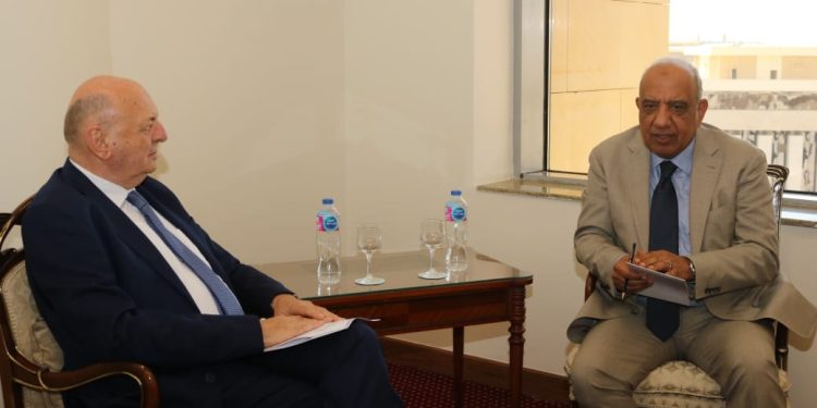وزير الكهرباء يبحث مع نظيره الإيطالي تعزيز الشراكة ودعم مشروع الربط الكهربائي بين مصر وإيطاليا