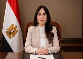 وزيرة الإسكان تتابع موقف تنفيذ مشروع «محطة محولات غرب سوهاج»