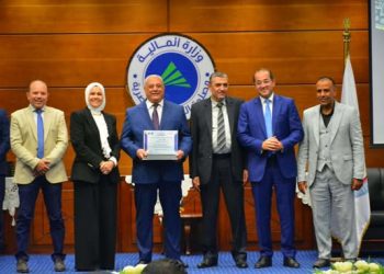 وزير المالية:  «فخور جدًا بحل مشاكل الممولين.. وأرى بداية عمل جماعي يدفع مسار التحول لثقافة خدمة العملاء»