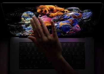 أبل تطرح MacBook Pro بشاشة لمس لأول مرة.. السعر والمواصفات فى 5 نقاط