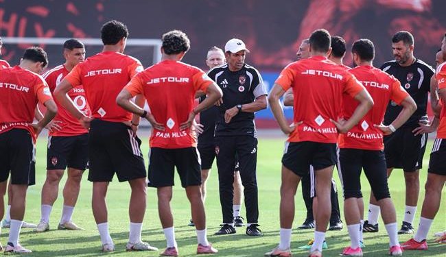 الأهلي يواصل الاستعداد لحسم التأهل أمام كيتارا فى الكونفدرالية