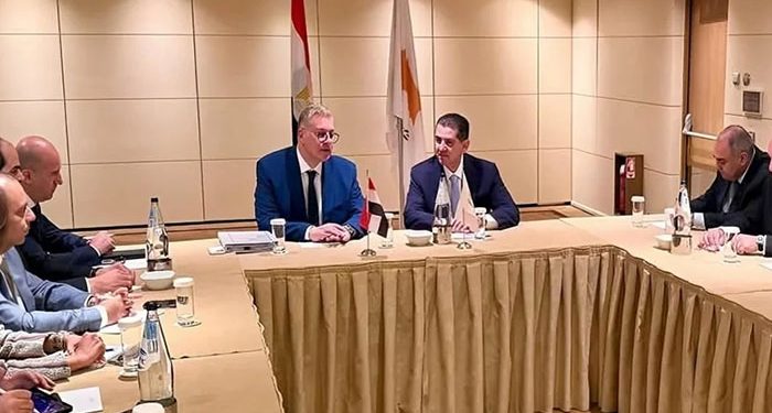 وزير البترول يبحث مع وزير الطاقة القبرصي تسريع مشروعات ربط الغاز القبرصي بالبنية التحتية المصرية