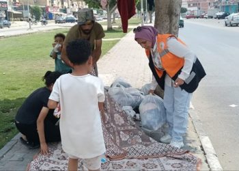 التدخل السريع بالإسماعيلية يعيد الأمان لأب وخمسة أبناء بعد معاناة في الشارع