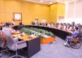 التضامن تبحث تعزيز التعاون لتوفير الكراسي المتحركة والأجهزة التعويضية لذوي الإعاقة