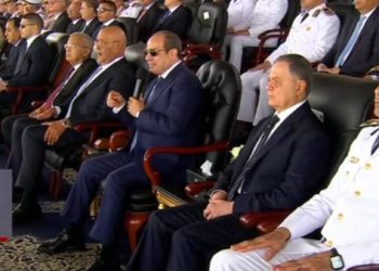 الرئيس السيسى: هناك محاولة لتشويه دور القوات المسلحة والشرطة