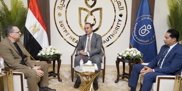 «الرعاية الصحية» و«هيلث أرينا» تبحثان توطين الطباعة الحيوية والذكاء الاصطناعي لدعم الابتكار الطبي