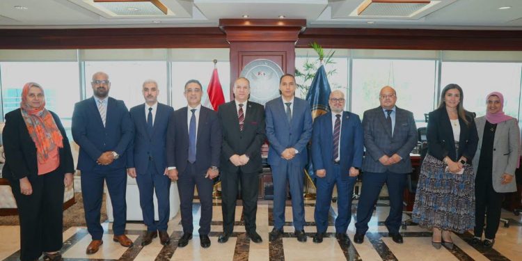 “الرقابة المالية” و”وحدة مكافحة غسل الأموال وتمويل الإرهاب” تنظمان لقاءً موسعًا مع ممثلي القطاع المالي غير المصرفي