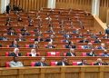 توافد النواب على المجلس استعدادا لانعقاد جلسة اليوم الثاني بناء على طلب الرئيس السيسي