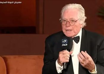 حسين فهمي يعلن عرض النسخة المرممة من «شيء من الخوف» في مهرجان القاهرة السينمائي