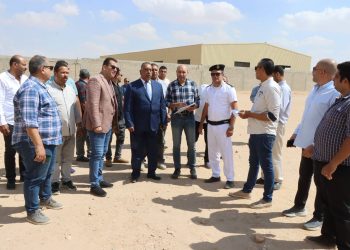 اللجنة المشتركة تواصل حملاتها لسحب أراضي المشروعات المتأخرة بالمناطق الصناعية