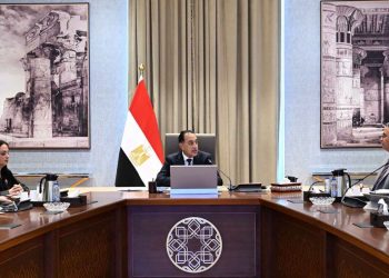 رئيس الوزراء يتابع مستجدات جلسة “ضبط الاسواق ومنظومة حماية اجتماعية أكثر فاعلية”