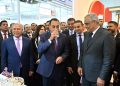 رئيس الوزراء يتفقد أجنحة الشركات والجهات المشاركة بالمعرض ويطلع على أحدث تكنولوجيات المياه والصرف الصحي والتحلية