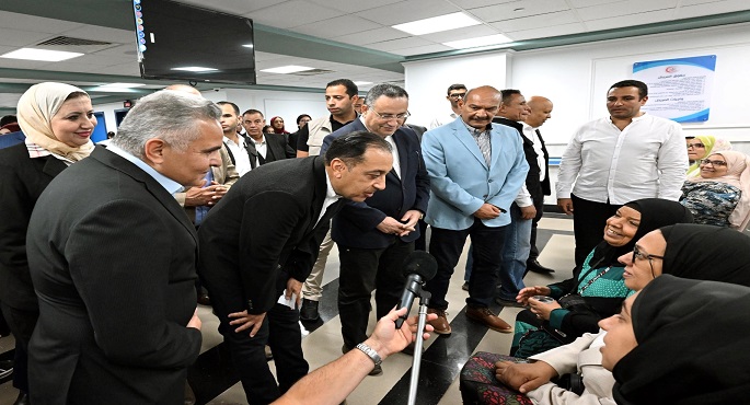 رئيس الوزراء يفتتح المرحلة الأولى من مستشفى السويس الجامعي