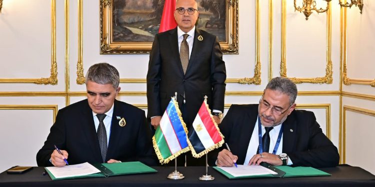 سويلم يبحث مع وزير الموارد المائية الأوزبكي تعزيز التعاون في إدارة المياه وتحديث نظم الري والصرف