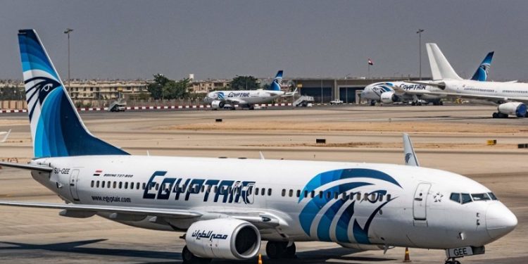 مصر للطيران تعلن تطبيق التوقيت الشتوي على مواعيد إقلاع الرحلات اعتبارًا من الجمعة