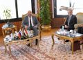 وزير الطيران المدني يبحث مع السفير السلوفيني تعزيز الربط الجوي وفتح آفاق جديدة لتنمية الحركة السياحية بين البلدين
