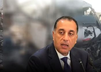 رئيس الوزراء يتابع تداعيات حادث تصادم سيارة ميكروباص وأخرى نقل ثقيل على الطريق الأوسطي