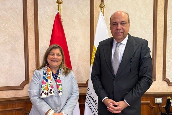 وزير الطيران المدني وسفيرة البرتغال يبحثان تعزيز الرحلات الجوية وتوسيع التعاون في السياحة والشحن الجوي