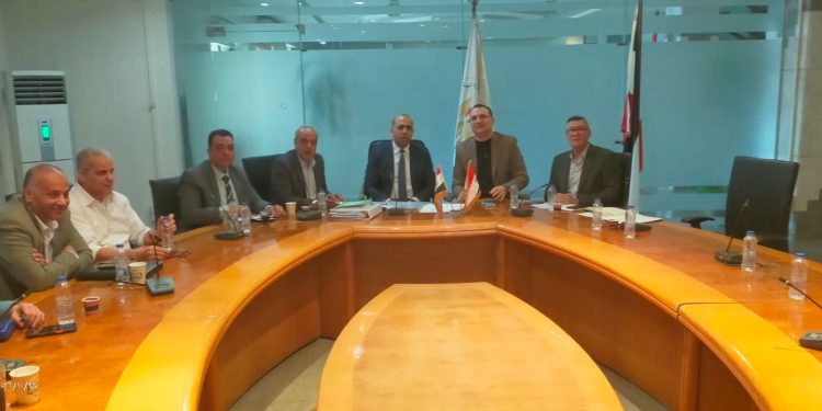 تحت وزيرة التنمية المحلية.. توقيع عقد لتطوير منظومة تدوير المخلفات بالقاهرة بطاقة 4 آلاف طن يوميًا
