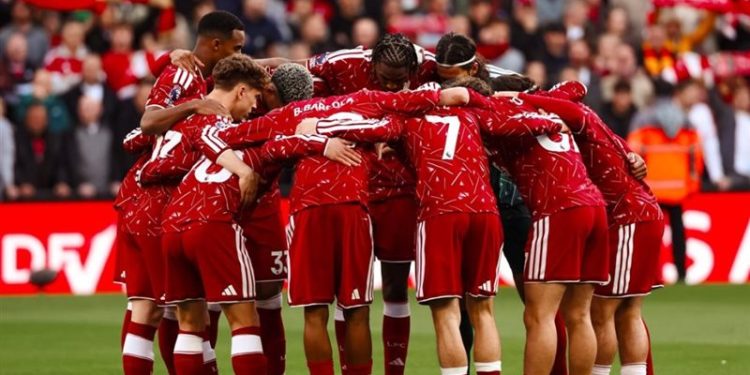 ليفربول يسعى لتجاوز أحزانه أمام لاسك لينز في دوري أبطال أوروبا
