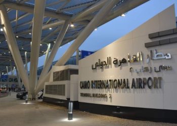 مطار القاهرة يحلق بأرقام قياسية.. 6 ملايين راكب و42 ألف رحلة خلال شهرين