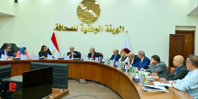 نائب رئيس الوزراء يتابع جهود إعادة هيكلة المؤسسات الصحفية القومية وتعزيز الاستدامة المالية