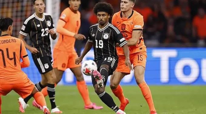 هولندا تستهدف خطف الصدارة من اليونان في دوري الأمم الأوروبية الليلة