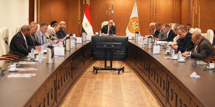 وزارة العمل: 399.5 مليون جنيه إجمالي مساهمات “الصندوق” منذ بدء نشاطه