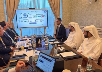 وزير الاستثمار يبحث مع شركات «أعمال القابضة» و«قطر للتعدين» و«الصناعات التحويلية» القطرية فرص الاستثمار في مصر