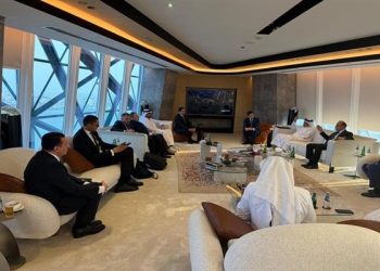 وزير الاستثمار يبحث مع مجموعة المانع القابضة القطرية تعزيز استثماراتها في مصر