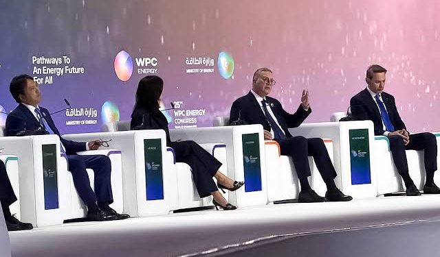 وزير البترول: مصر تضع تأمين إمدادات الطاقة في مقدمة أولوياتها وتعمل على جذب الاستثمار اللازم لزيادة الإنتاج المحلي