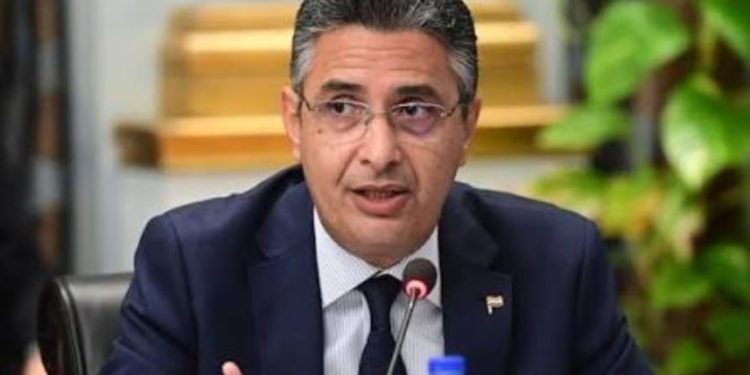 وزير التموين يكشف الفئات المستحقة لدعم السلع والخبز المدعم في مصر