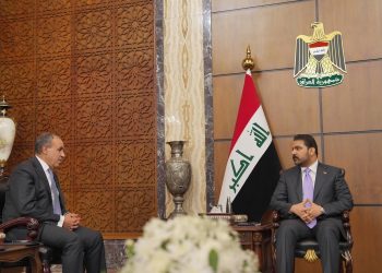 وزير الخارجية يلتقي رئيس الوزراء العراقي