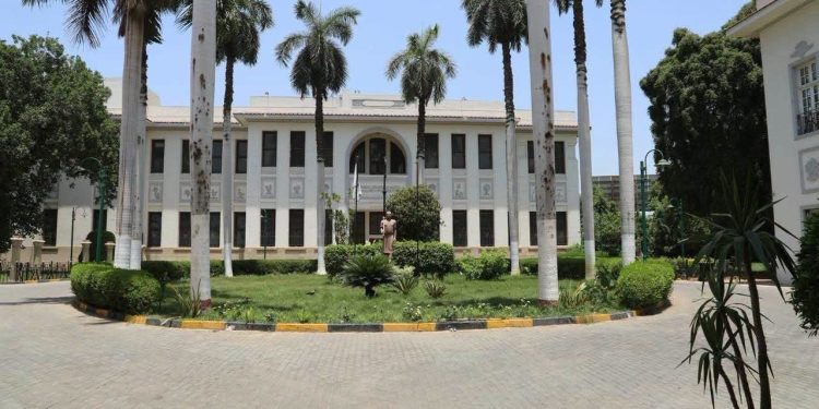 وزير الزراعة يقرر فتح أبواب المتحف الزراعي بالدقي ومعرض زهور مصر مجانا أمام الجمهور لمدة ثلاثة أيام