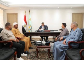 وزير الزراعة يلتقي ممثلي بعض الفلاحين بالبحيرة لمناقشة سبل تطوير الخدمات