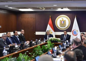 وزير الصحة يترأس اجتماعاً لمتابعة مستجدات تنفيذ المدينة الطبية بالعاصمة  الجديدة