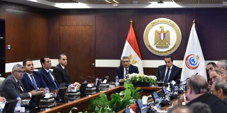 وزير الصحة يترأس اجتماعاً لمتابعة مستجدات تنفيذ المدينة الطبية بالعاصمة  الجديدة