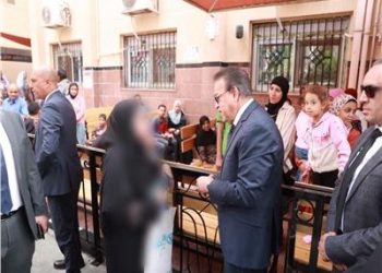 وزير الصحة يتفقد الأقسام المطورة بمعهد الرمد التذكاري ومستشفى الجلاء التعليمي