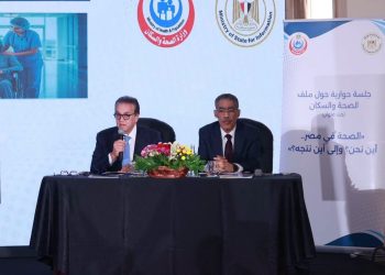 وزير الصحة يستعرض واقع ومستقبل المنظومة الصحية في مصر خلال حوار مفتوح مع الإعلاميين