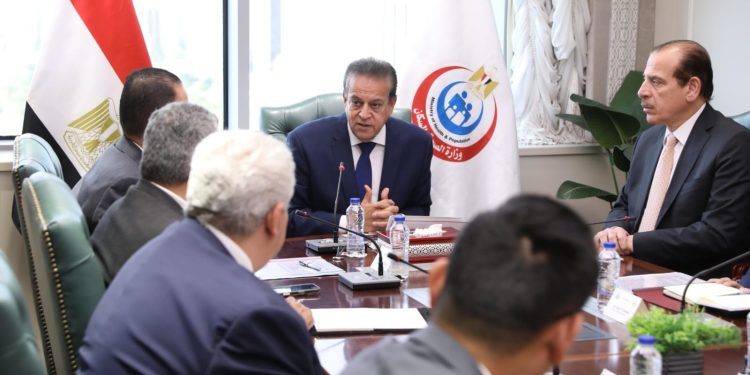 وزير الصحة يستقبل وفد شركة هواوي لتعزيز التعاون المشترك بالقطاع الصحي