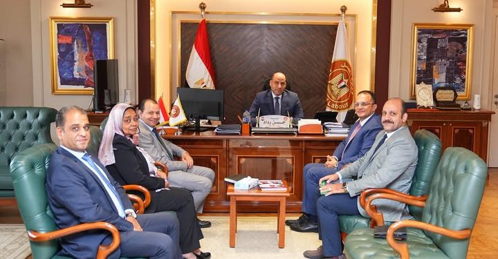 وزير العمل يستقبل رئيس جامعة الجلالة لبحث تعزيز التعاون في الملفات المشتركة