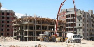 وزيرة الإسكان تتابع مستجدات العمل والمشروعات بمدينة العلمين الجديدة